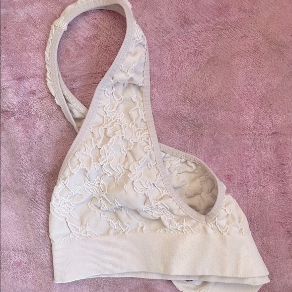 Urban Outfitters | Hadley seamless halter bralette - Picture 5 of 9